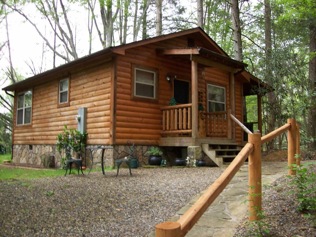 Garden Of Eden Cabins Cosby Exterior photo
